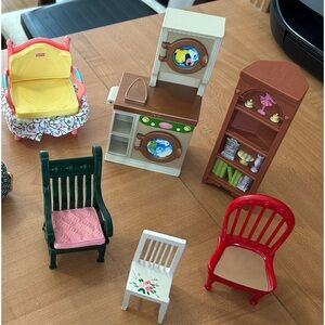 Dollhouse furniture lot of 6 fisher price & other dolls toys